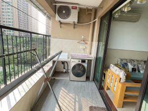 华发四季 3室2厅2卫100㎡_华发四季租房阳台图片4