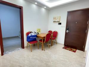 华发四季 2室2厅1卫74.18㎡_华发四季租房餐厅图片2