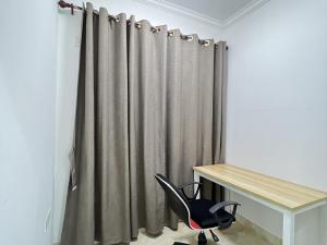 华发四季 3室2厅1卫92.31㎡_华发四季租房书房图片7