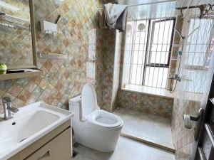 华发四季 3室2厅1卫92.31㎡_华发四季租房卫生间图片5