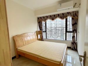 华发四季 3室2厅2卫104㎡_华发四季租房卧室图片4