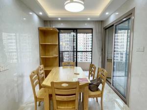 华发四季 3室2厅2卫104㎡_华发四季租房餐厅图片3