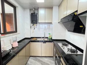 华发四季 3室2厅2卫96㎡_华发四季二手房厨房图片6