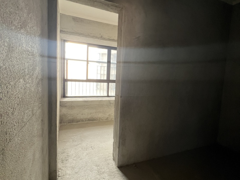 华发四季 4室2厅2卫148.75㎡_华发四季二手房图片图片8